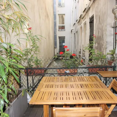 Superbe T3 Terrasse Coeur De Historique Paříž