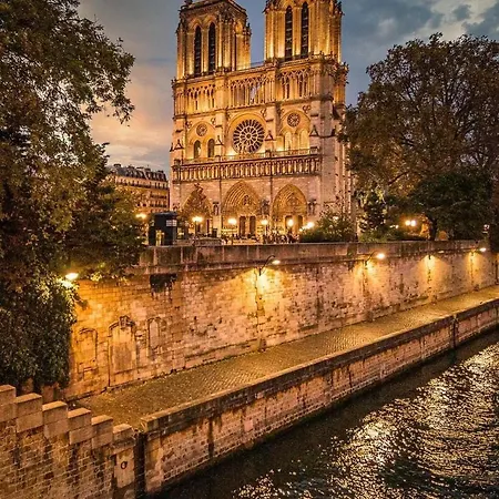 Apartmán Superbe T3 Terrasse Coeur De Historique *