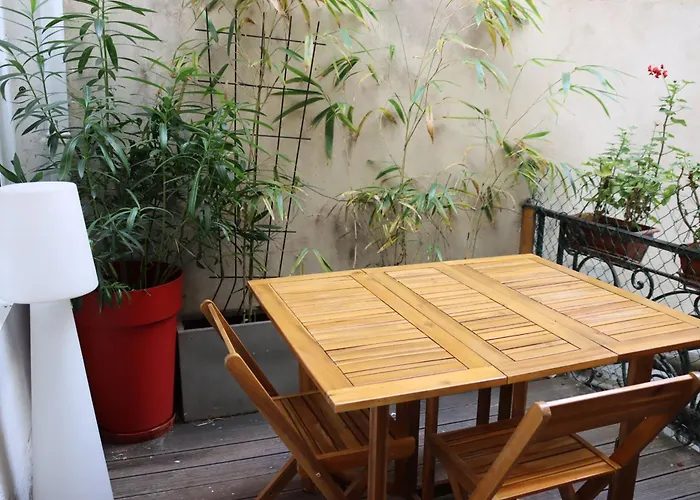 Apartment Superbe T3 Terrasse Coeur De Historique Paris
